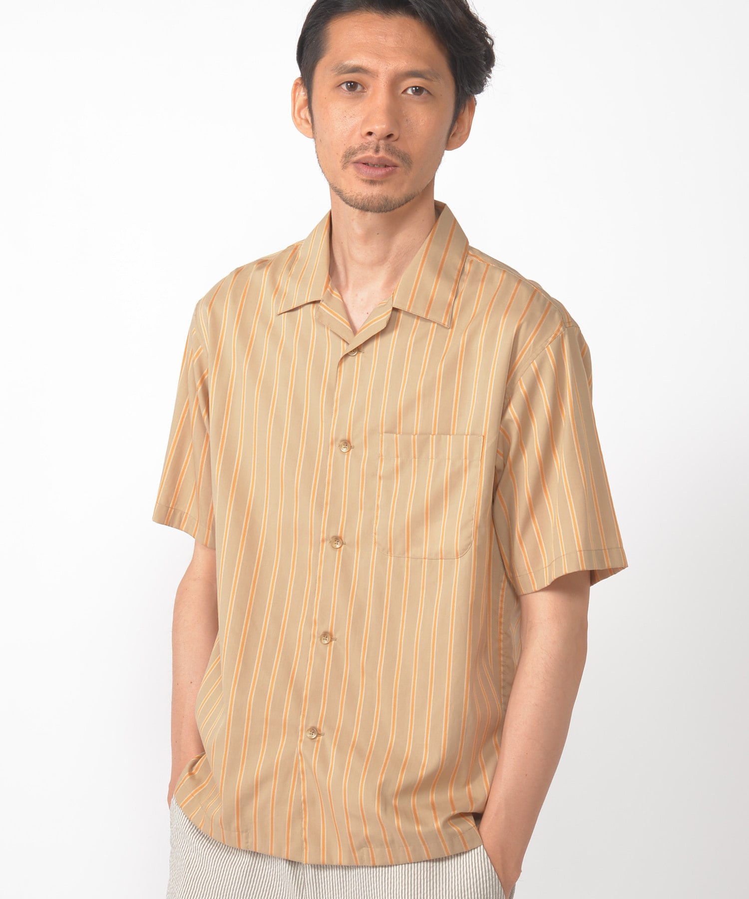 サテン織り コットンレーヨンストライプ半袖シャツ メンズファッション通販 Men S Bigi Online Store メンズビギ オンラインストア