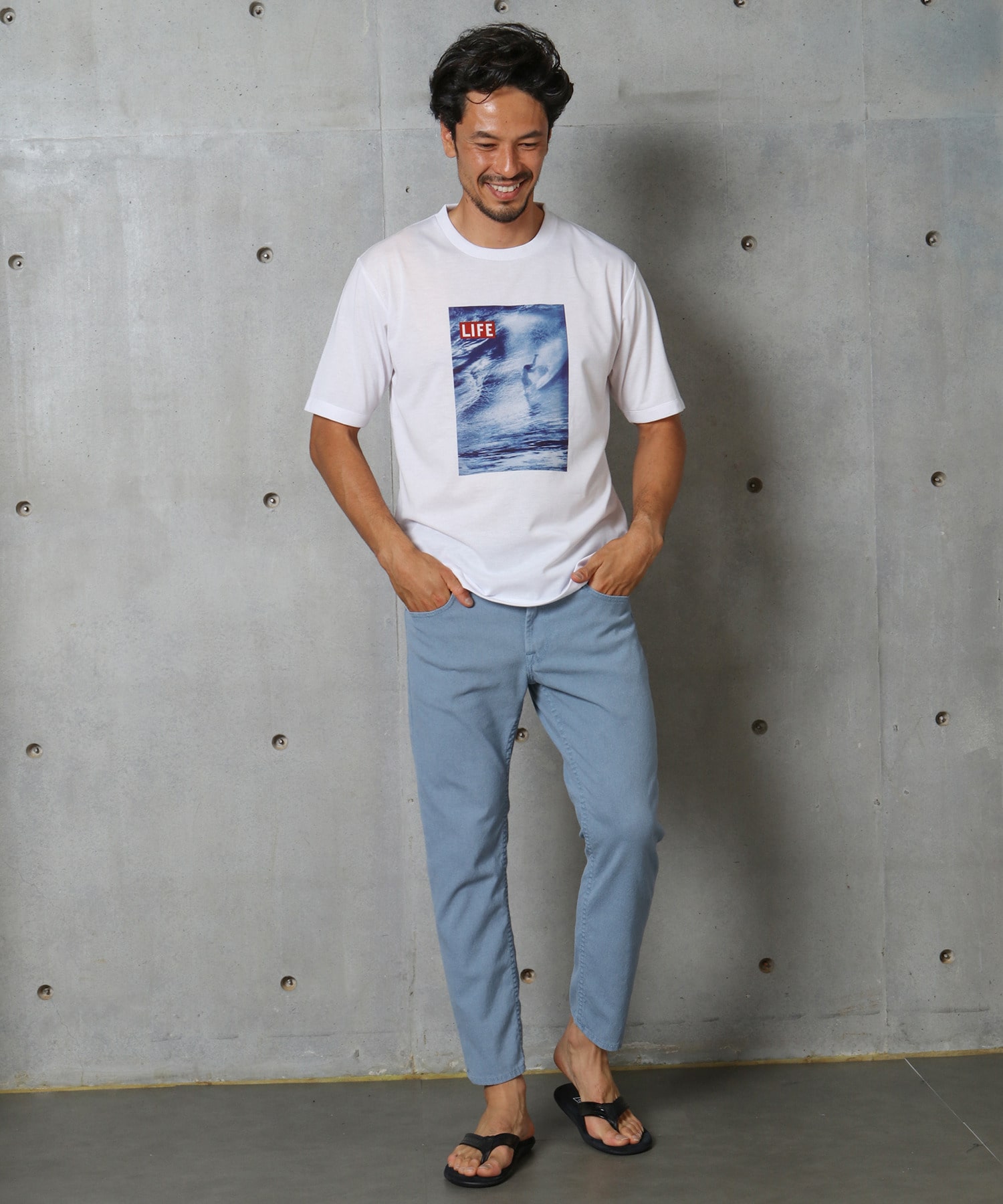 Life Times Men 039 S Bigi サーフフォトグラフtシャツb メンズファッション通販 Men S Bigi Online Store メンズビギ オンラインストア