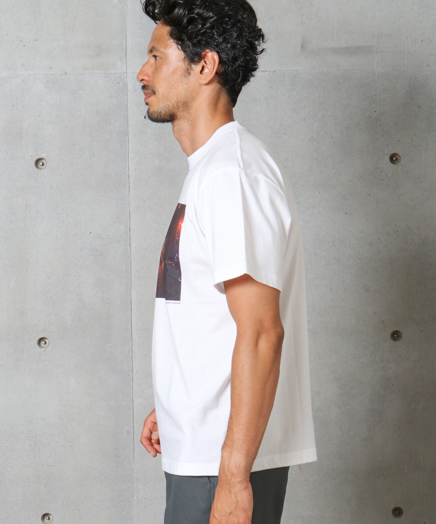 [KENJI KUBO × MENS BIGI] フォトT＃02｜メンズファッション通販 MEN�S BIGI ONLINE STORE