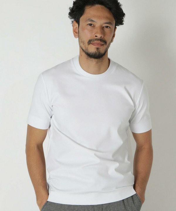 ホワイト クルーネックTシャツ(ボクシーフィット)