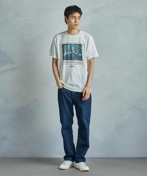 【THE CULTURE CODE x Klaus Voormann x MEN'S BIGI / ザ・カルチャーコード x クラウス・フォアマン x メンズビギ】 別注プリントTシャツ＜Elvis Meets The Beatles ーJukebox＞ 詳細画像 1