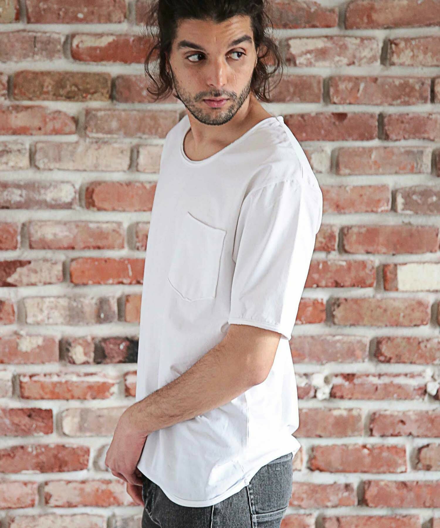 Uネックカットオフtシャツ メンズファッション通販 Men S Bigi Online Store メンズビギ オンラインストア