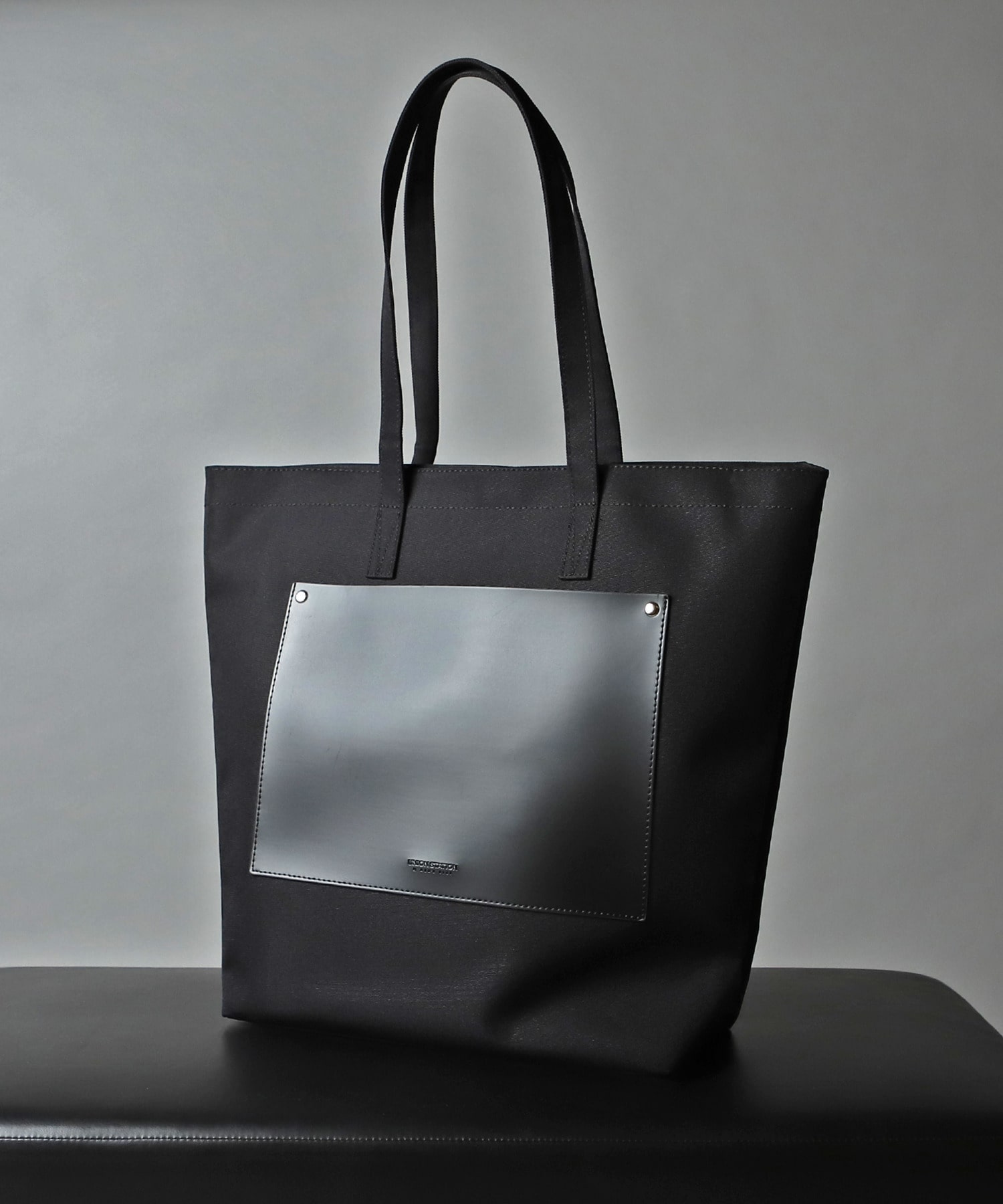 送料無料キャンペーン ラトルトラップ トートバック 黒 Www Anavara Com