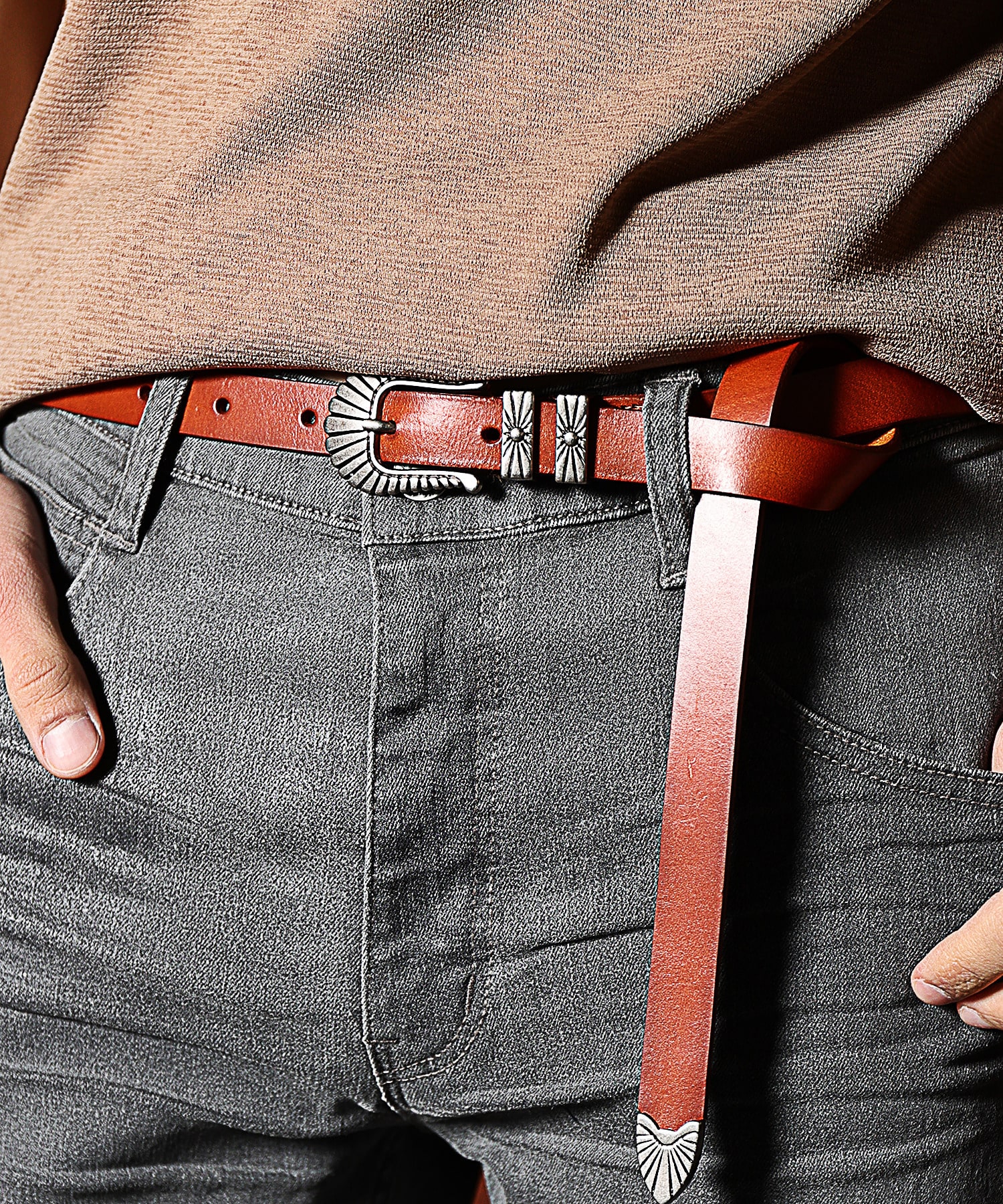 牛革ウエスタンロングナローベルト メンズファッション通販 Men S Bigi Online Store メンズビギ オンラインストア