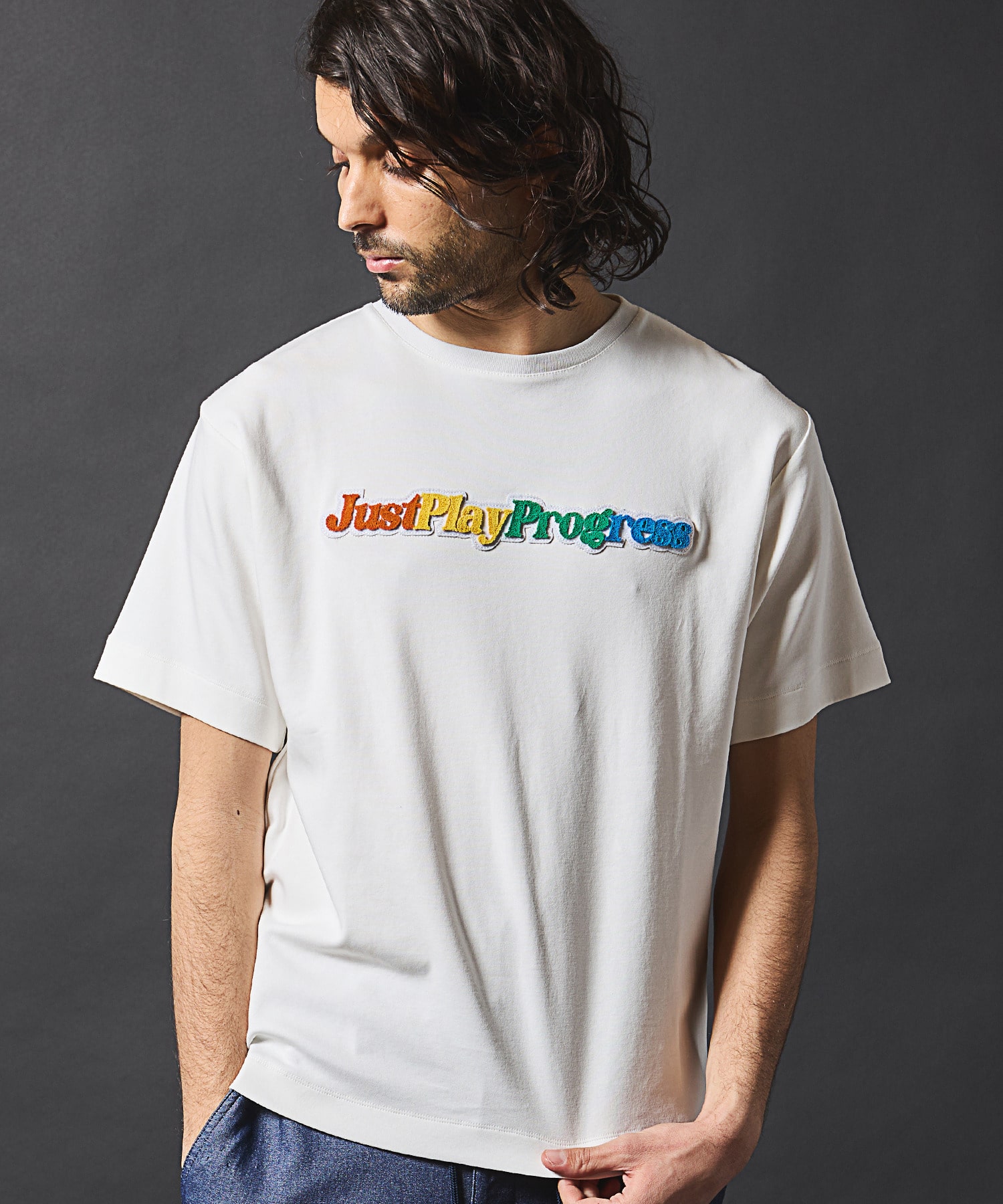 【JUST PLAY】歯ブラシ刺繍グラデーションTシャツ｜メンズファッション通販 MEN'S BIGI ONLINE STORE (メンズビギ  オンラインストア)