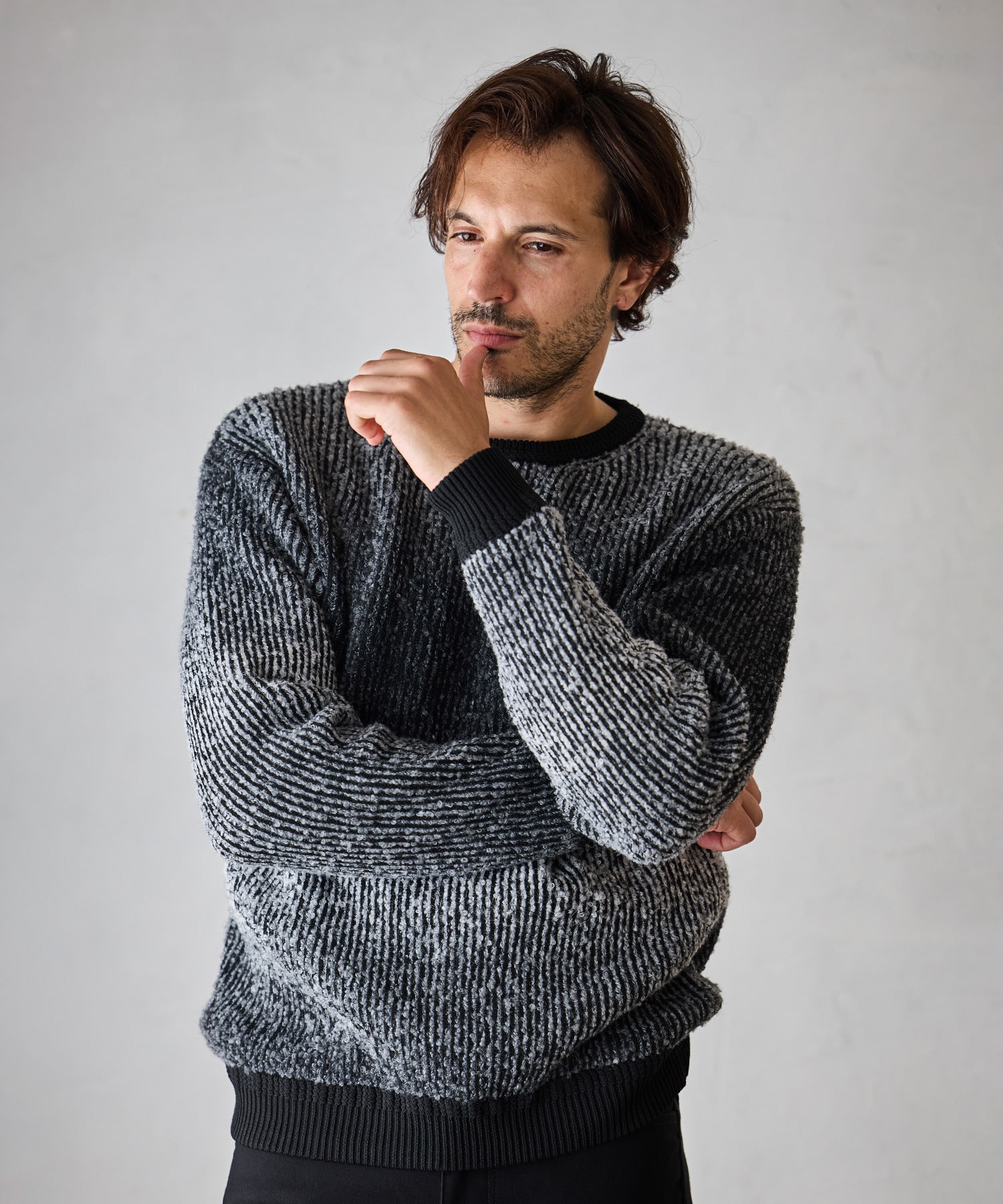 ブークレ グラデーション ストライプ クルーネック｜メンズ