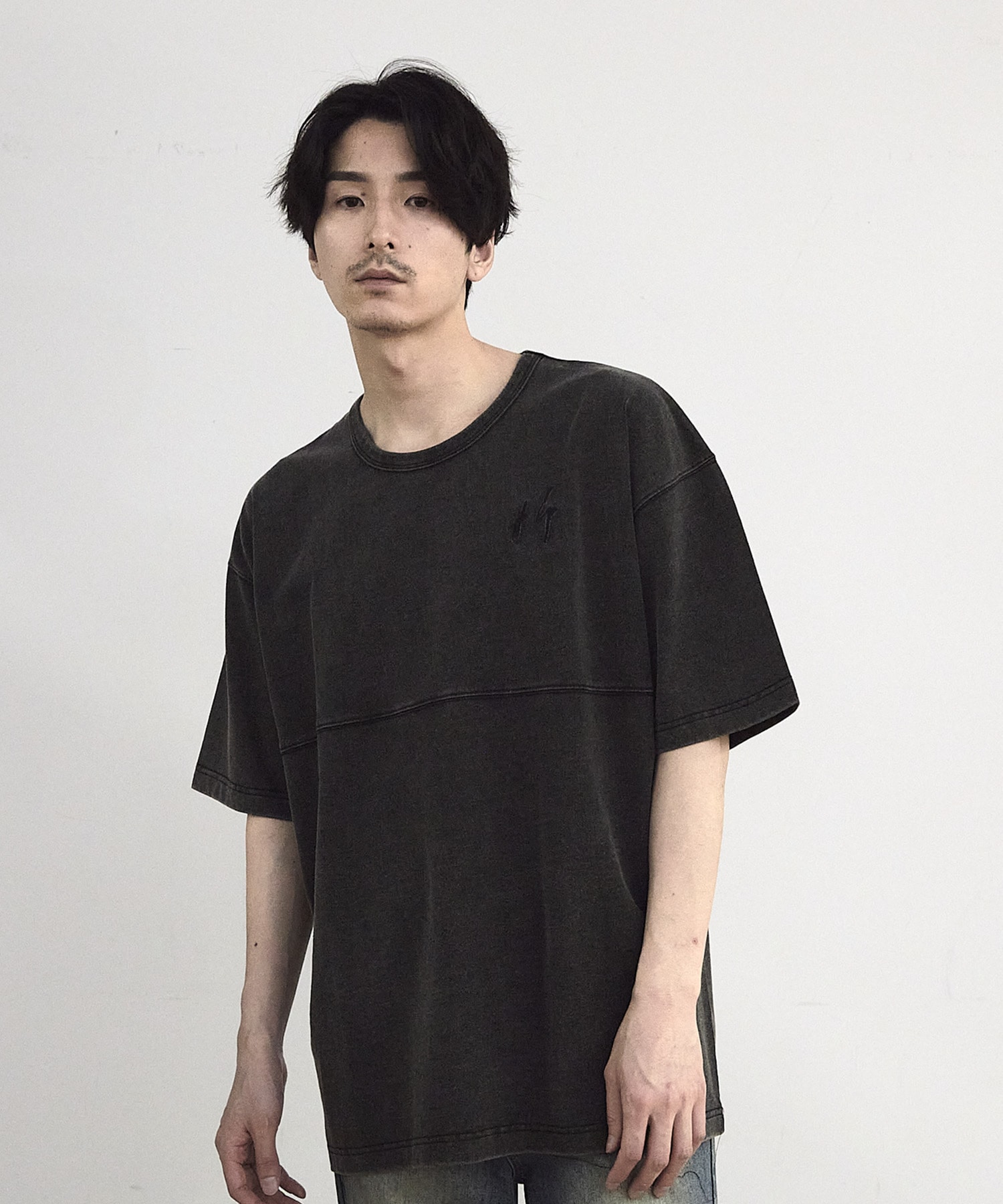 44マグナム実弾穴あきＴシャツ　ターゲット付き 44マグナム実弾穴あきTシャツ ターゲット付き