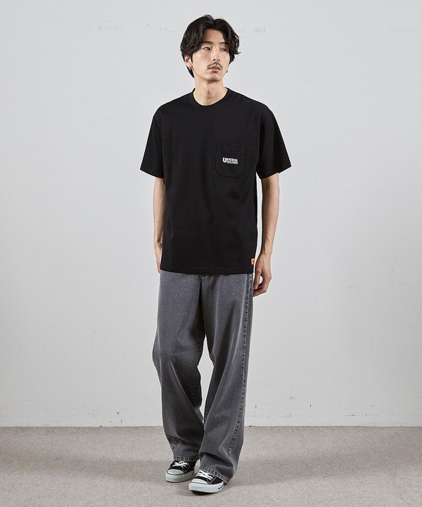ユニバーサルオーバーオール別注ポケットプリントTシャツ 詳細画像 2
