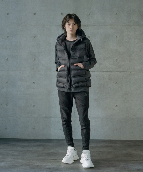 1PIU1UGUARE3別注スーパーライトテックダウンベスト 詳細画像 1