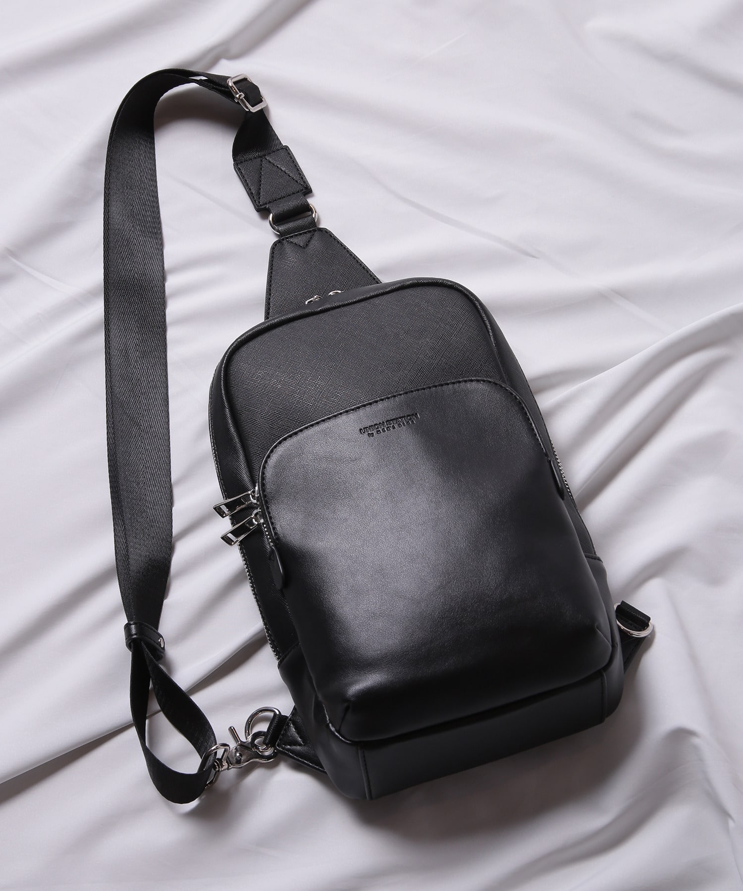 フェイクレザーボディバッグ｜メンズファッション通販 MEN'S