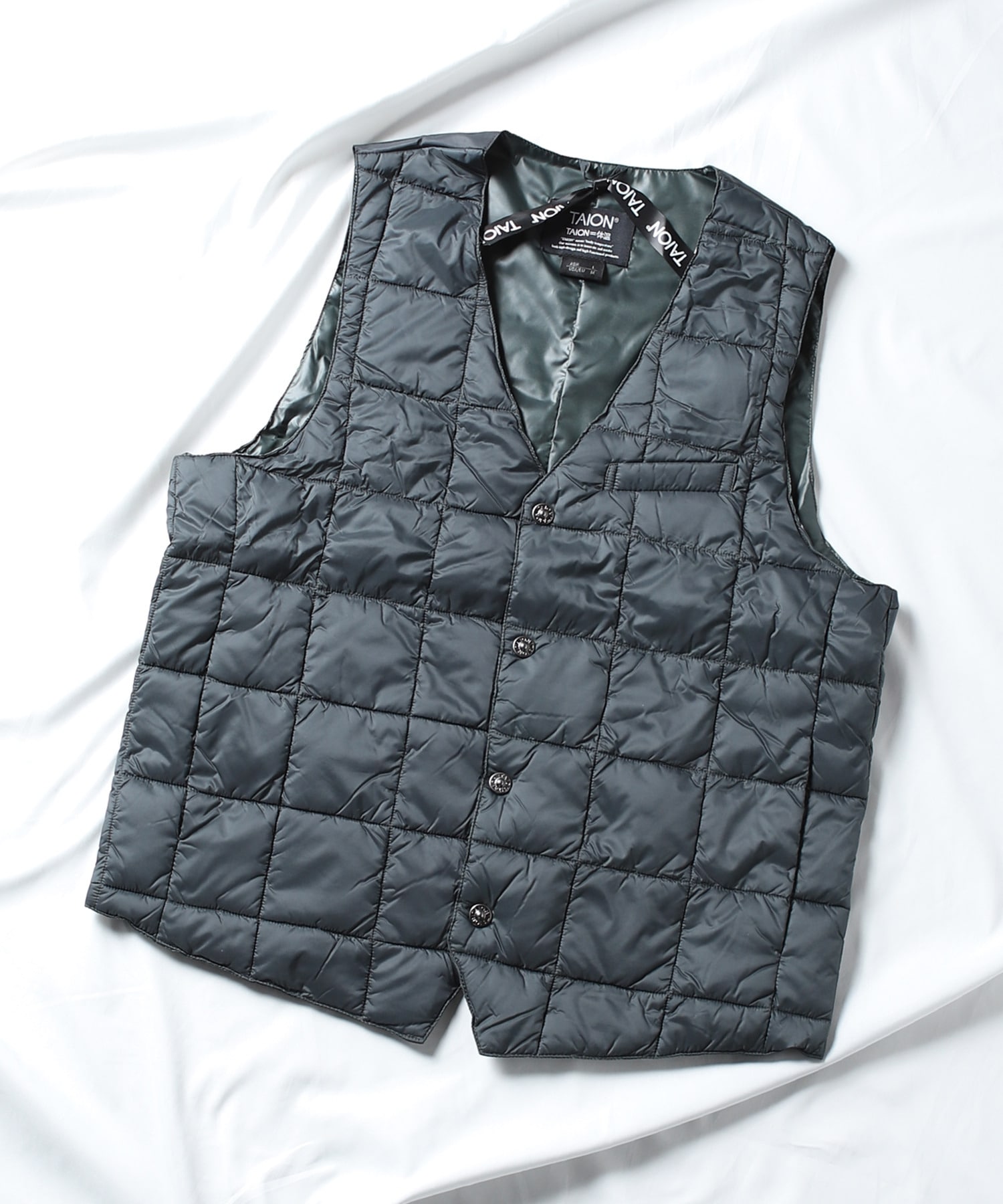 【TAION/タイオン】V NECK BUTTON INNER DOWN GILET/インナーダウンジレ