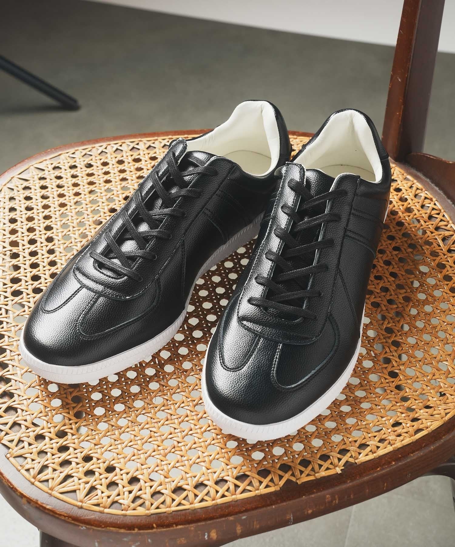 【UNION STATION】REPRODUCT MILITALY GERMAN TRAINER ジャーマントレーナー｜メンズファッション通販  MEN'S BIGI ONLINE STORE (メンズビギ オンラインストア)