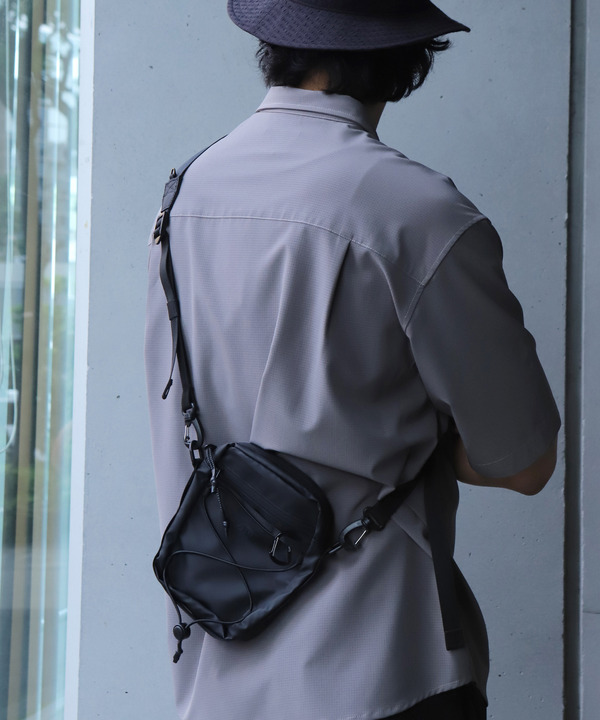 【ELLIKER/エリカー】Kep Crossbody Bag 2L 詳細画像 1