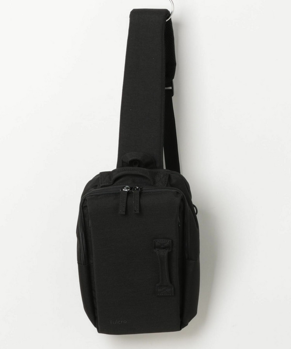 ESSENCE クロスボディスリング 詳細画像 ブラック 1