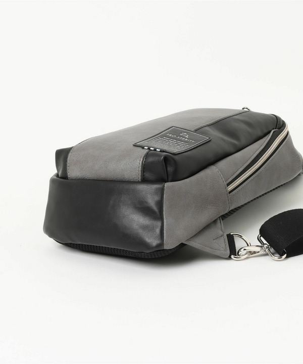 PRO-SPERITY別注ボディバッグ 詳細画像 4