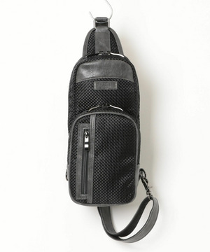 イチマツ柄ボディバッグ