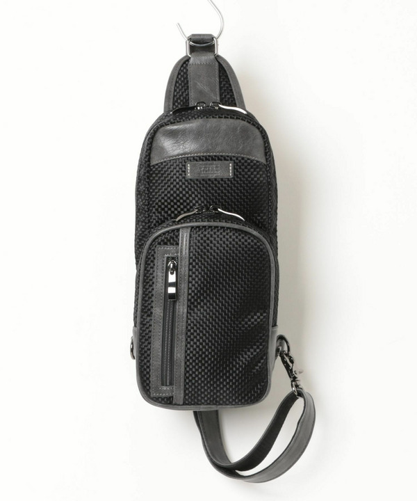 イチマツ柄ボディバッグ 詳細画像 ブラック&times;グレー 1