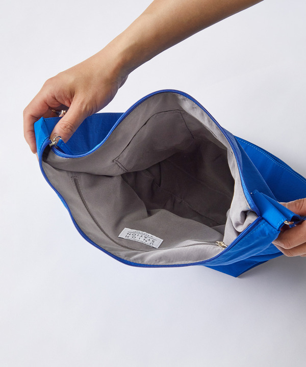 ナイロンショルダーバッグ 詳細画像 1