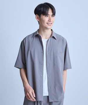 ドットメッシュレギュラーカラーシャツ〈ストレッチ・マシンウォッシャブル・軽量・接触冷感・通気性〉
