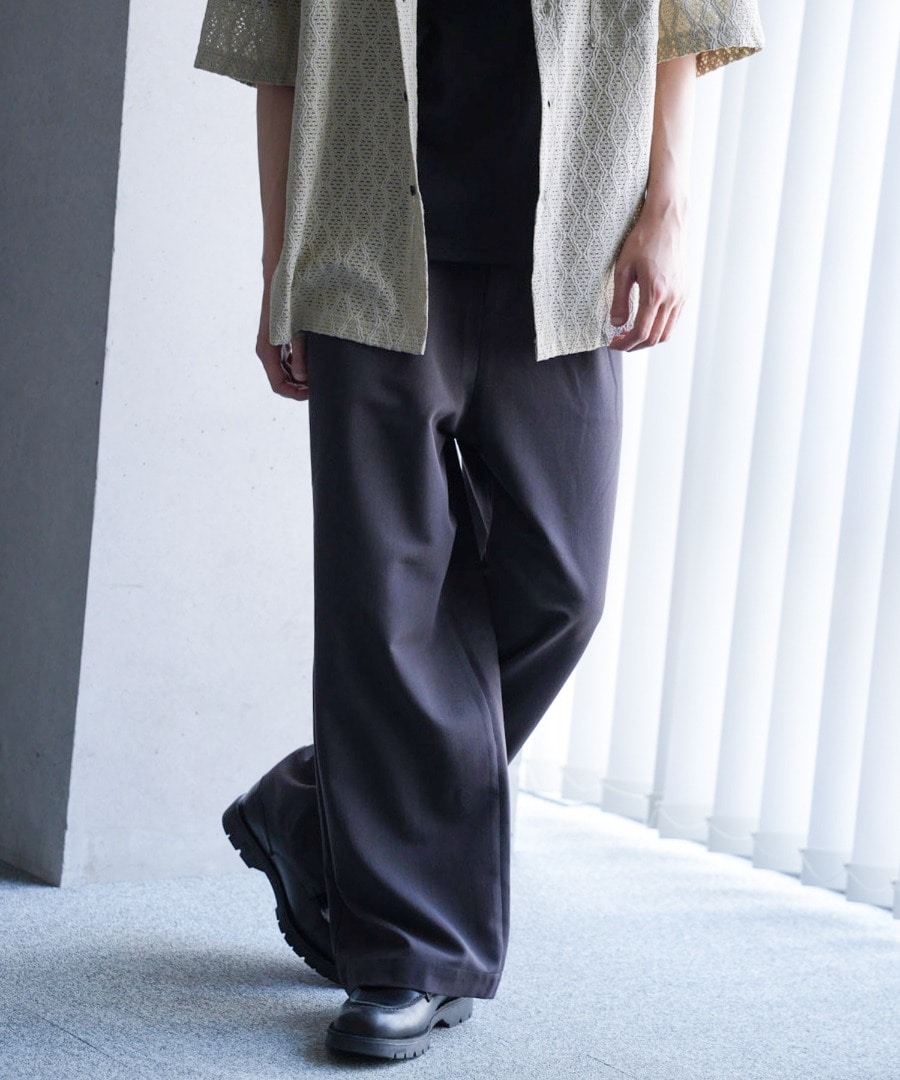 TRストレッチタックワイドテーパードパンツ