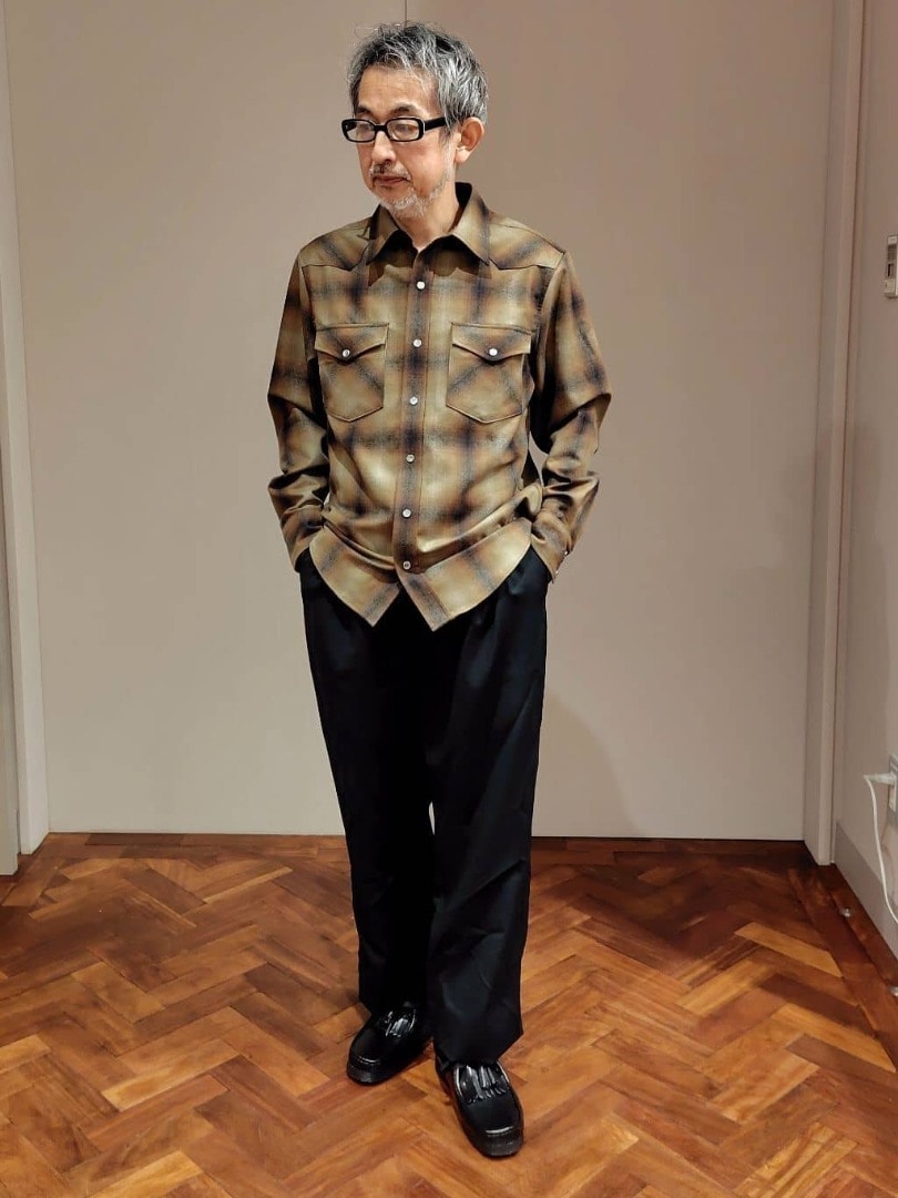 20℃のヴィンテージ：オンブレチェックシャツ×ワイドパンツ