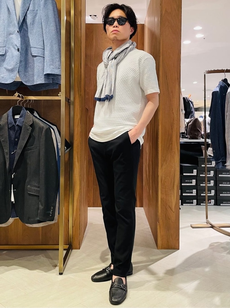 25℃におすすめ：Tシャツ×ストール