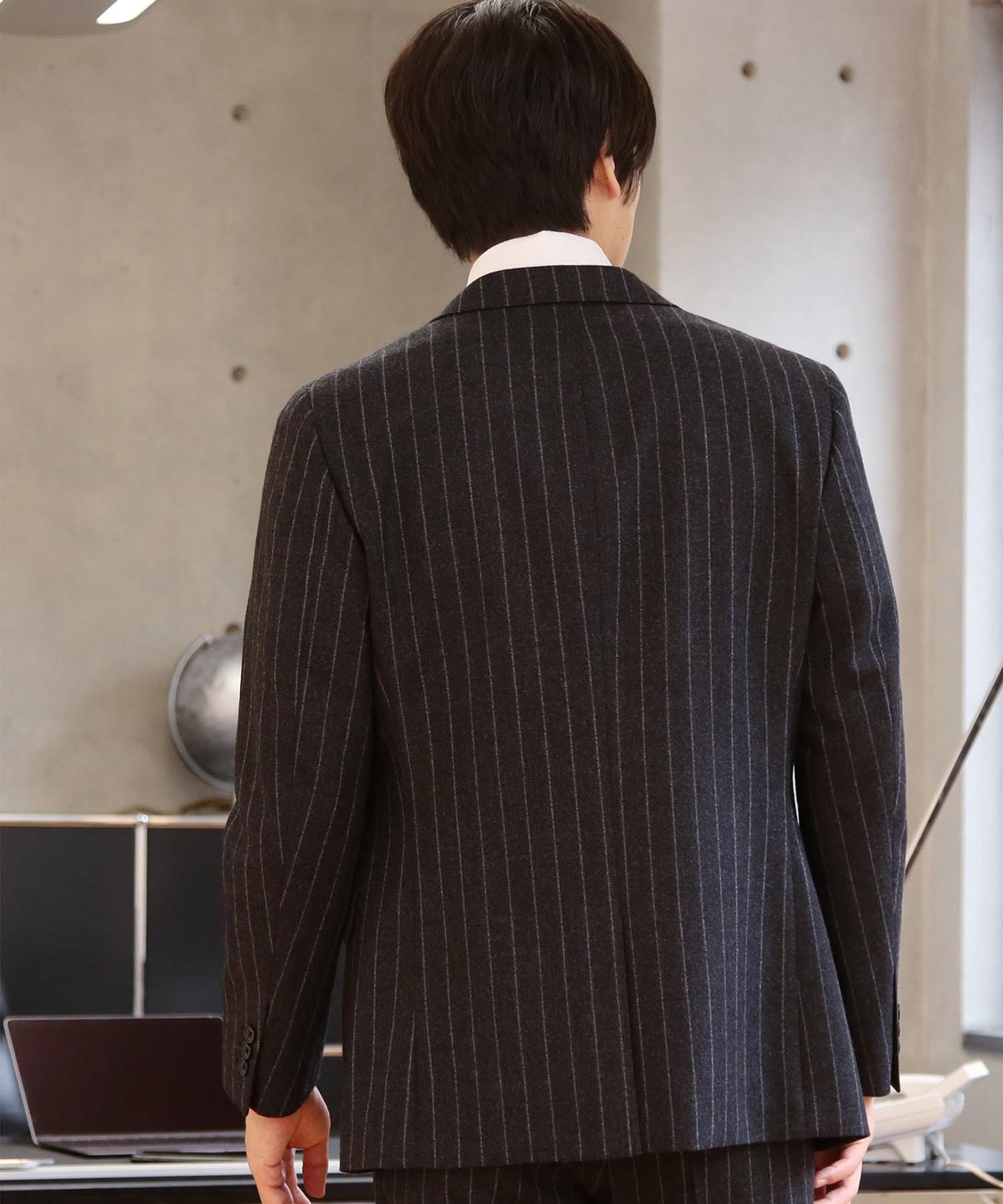 ワイドピッチストライプジャケット メンズファッション通販 Men S Bigi Online Store メンズビギ オンラインストア