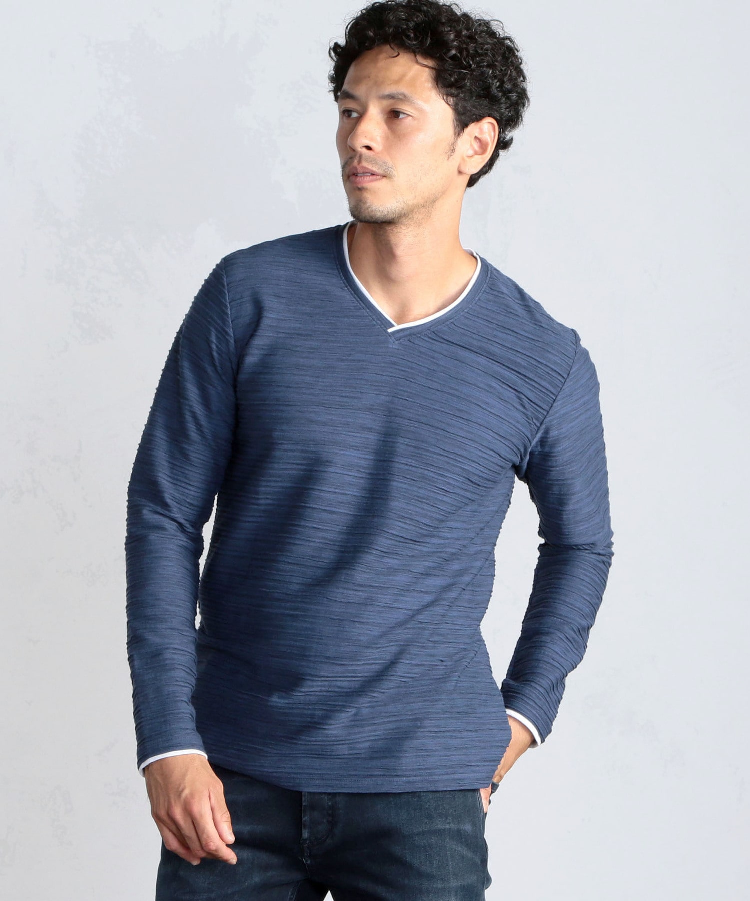 スラブタックvネック カットソー メンズファッション通販 Men S Bigi Online Store メンズビギ オンラインストア