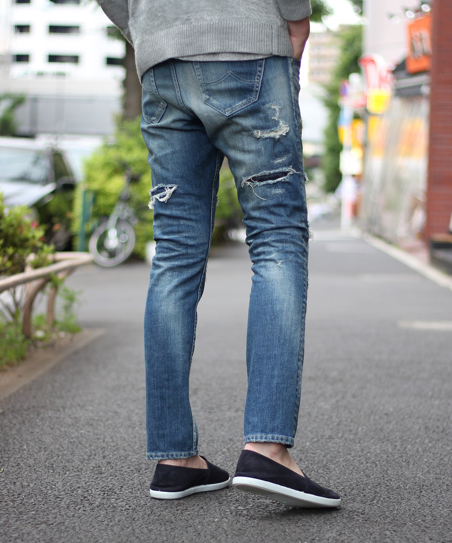 Safari サファリ 11月号p 291掲載 Bobsonボブソン Times Rattle Trap 別注distressed Jeans メンズファッション通販 Men S Bigi Online Store メンズビギ オンラインストア