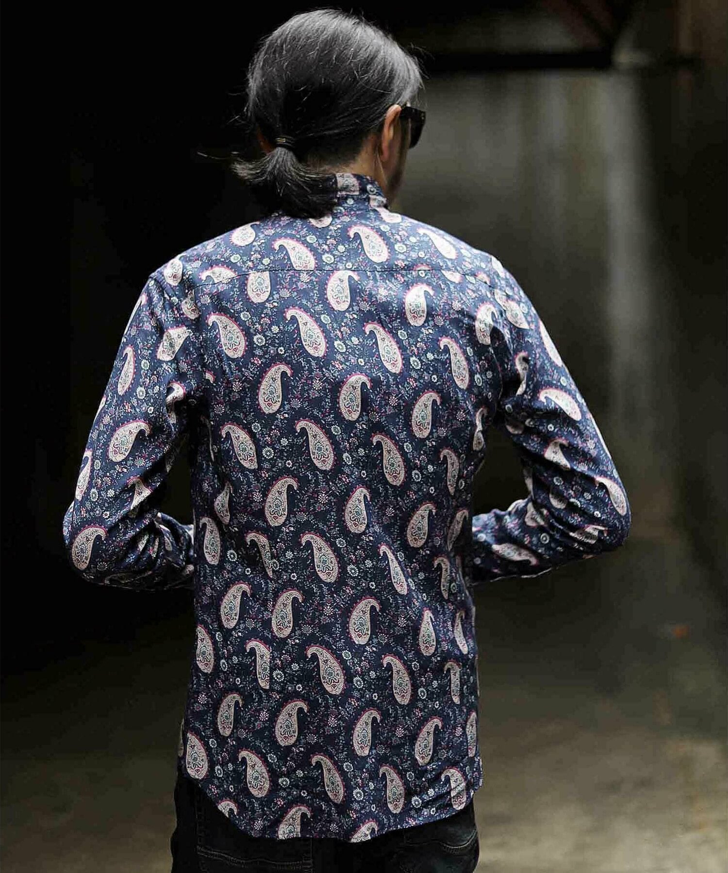 ペイズリー柄イタリアンカラーシャツ メンズファッション通販 Men S Bigi Online Store メンズビギ オンラインストア