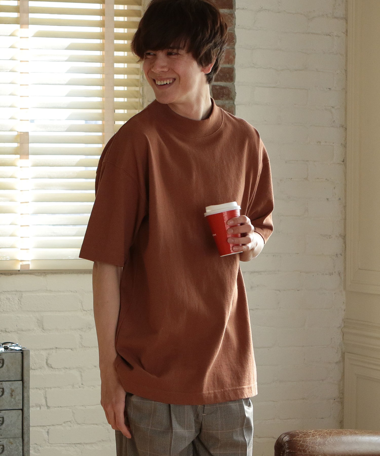 Usaコットン ドライタッチモックネックtシャツ メンズファッション通販 Men S Bigi Online Store メンズビギ オンラインストア