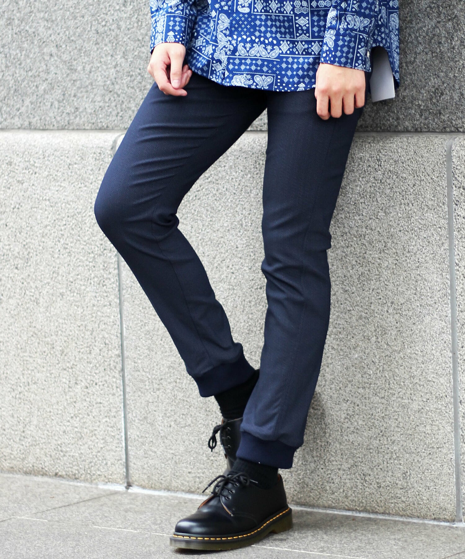 裏起毛ヘリンボンプリントジョガーパンツ Warm Easy Pants メンズファッション通販 Men S Bigi Online Store メンズビギ オンラインストア