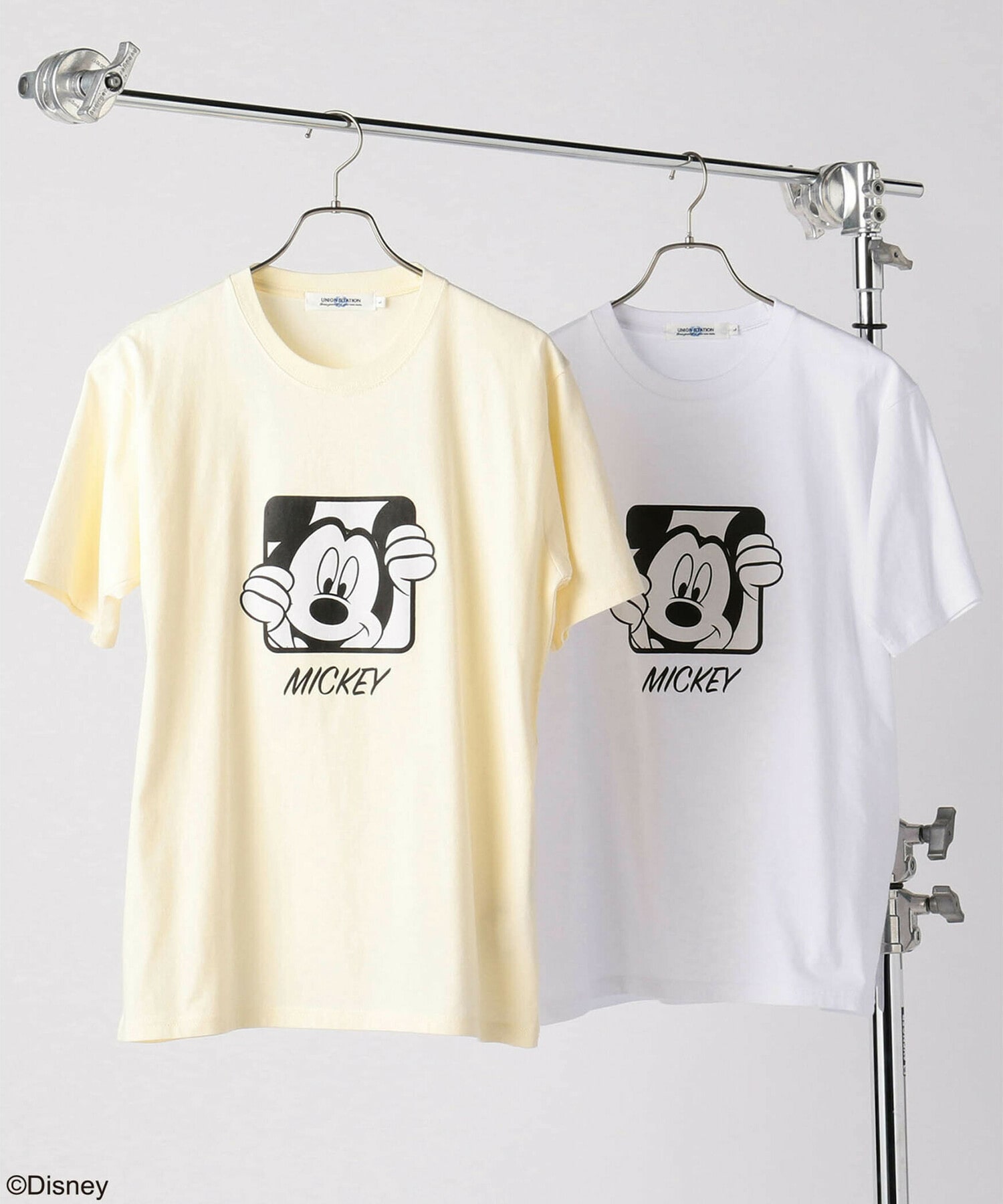 期間限定more10 Off開催中 ミッキープリントデザインtシャツ Disney ディズニー メンズファッション通販 Men S Bigi Online Store メンズビギ オンラインストア